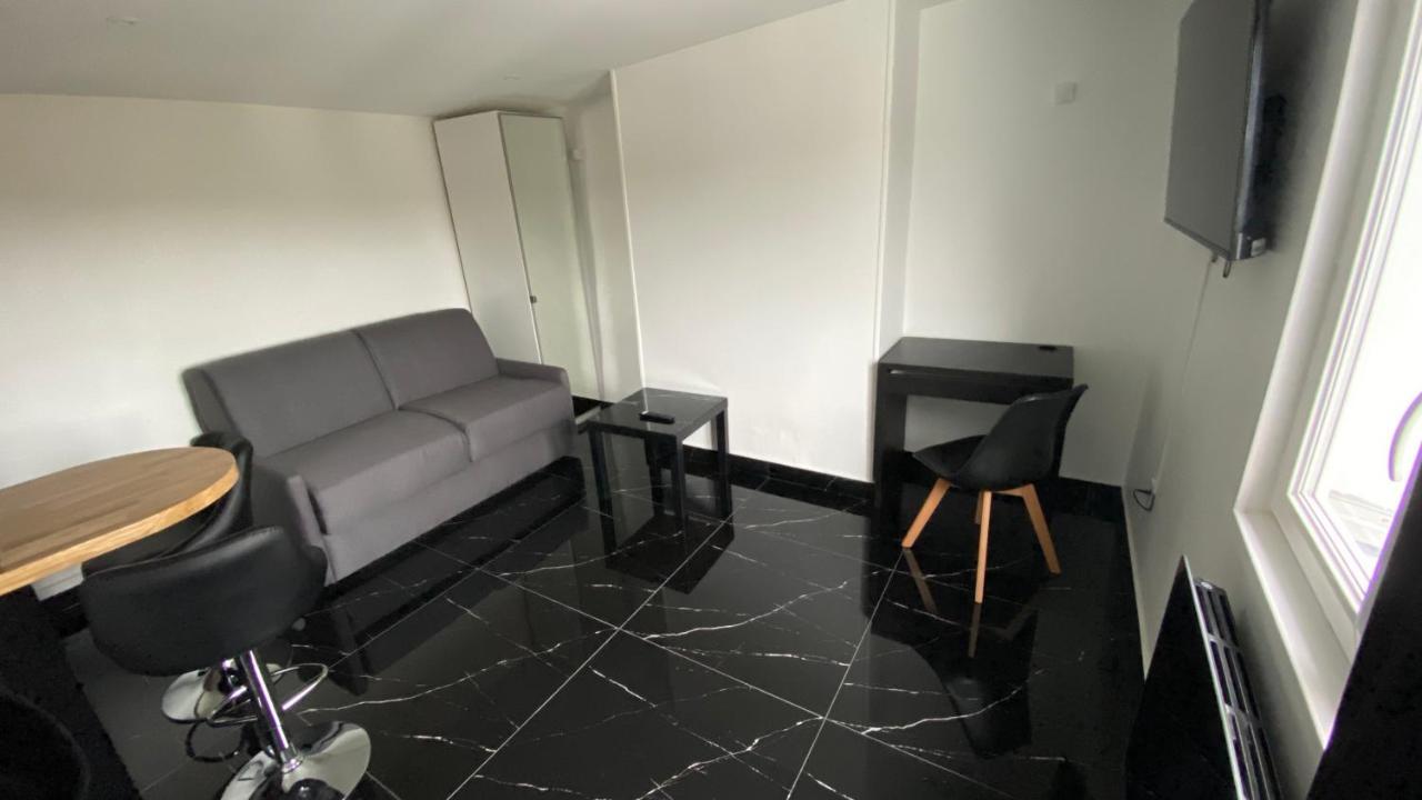 Bella Vita - Studio Tout Equipe - Tv Netflix - Centre Ville 100M- Gare 50M - Basilique 200M Лізьє Екстер'єр фото